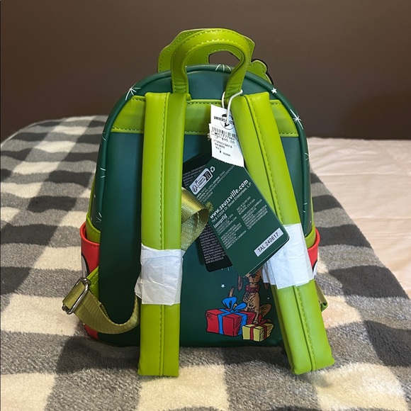 Disney Green and Red Backpack - Picture 2 of 6